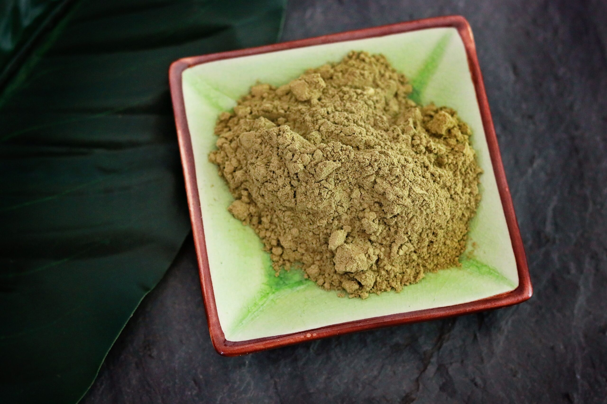 Malaysian Green Horned Leaf Maeng Da | PDO Botanicals